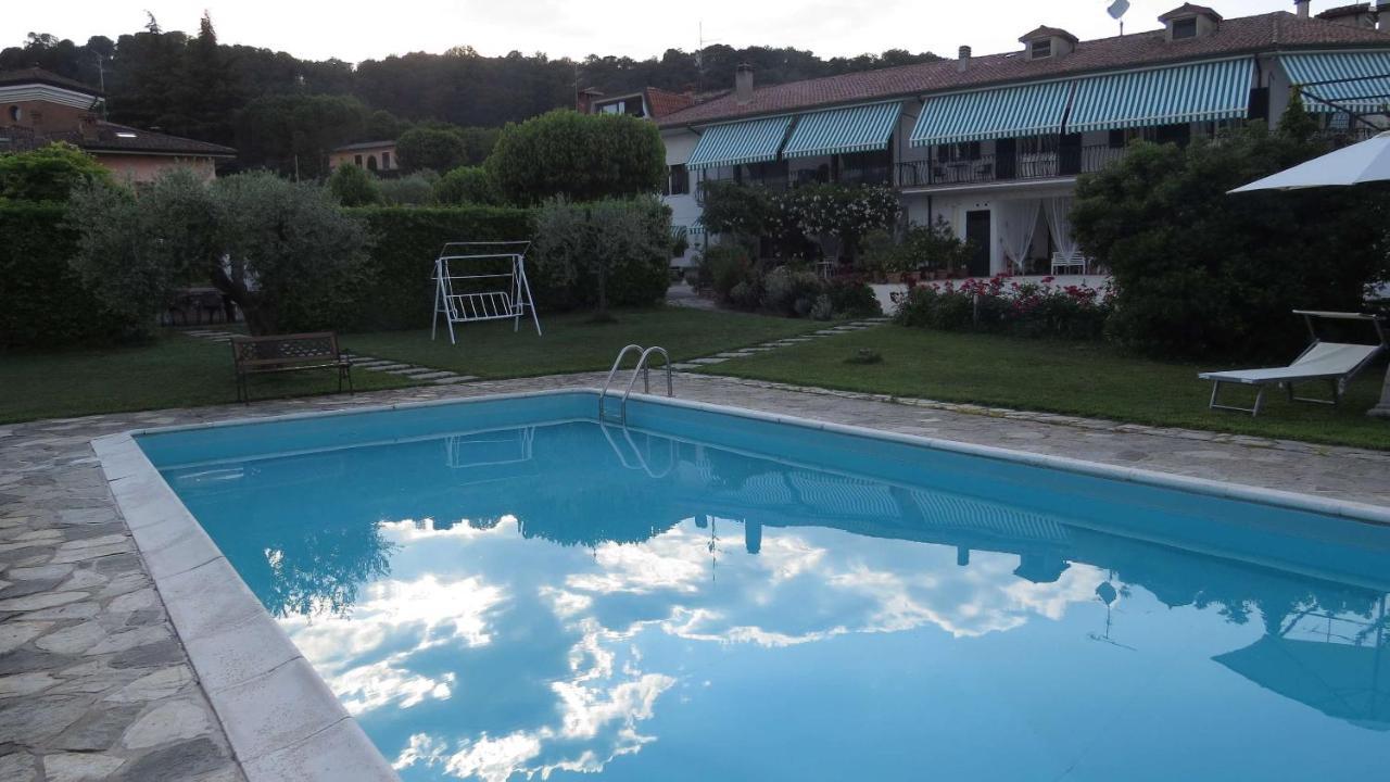 Il Gelso Di Barcuzzi Bed and Breakfast Lonato Eksteriør billede