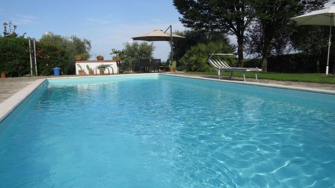 Il Gelso Di Barcuzzi Bed and Breakfast Lonato Eksteriør billede