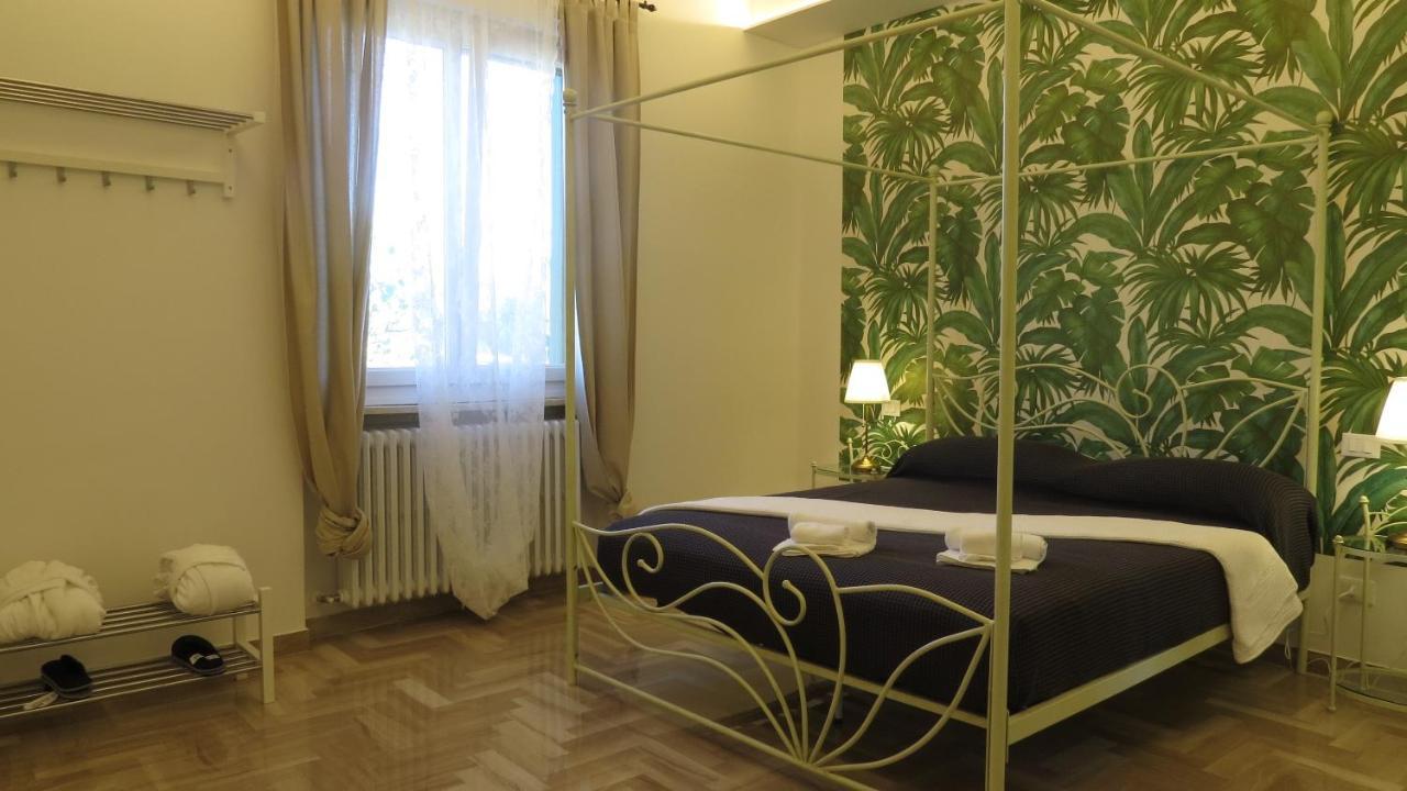Il Gelso Di Barcuzzi Bed and Breakfast Lonato Eksteriør billede