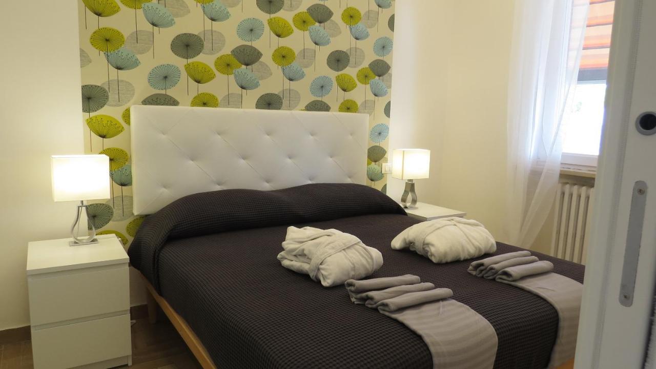 Il Gelso Di Barcuzzi Bed and Breakfast Lonato Eksteriør billede