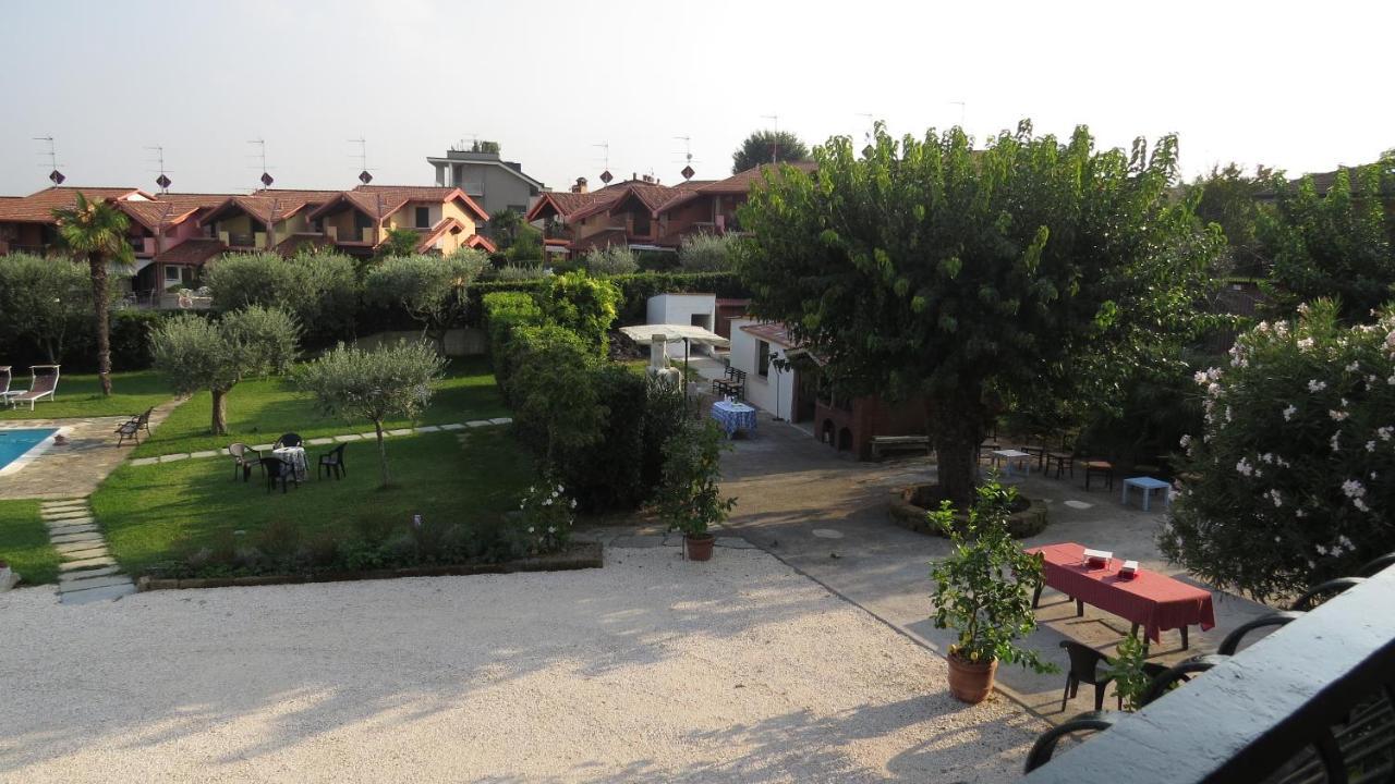 Il Gelso Di Barcuzzi Bed and Breakfast Lonato Eksteriør billede