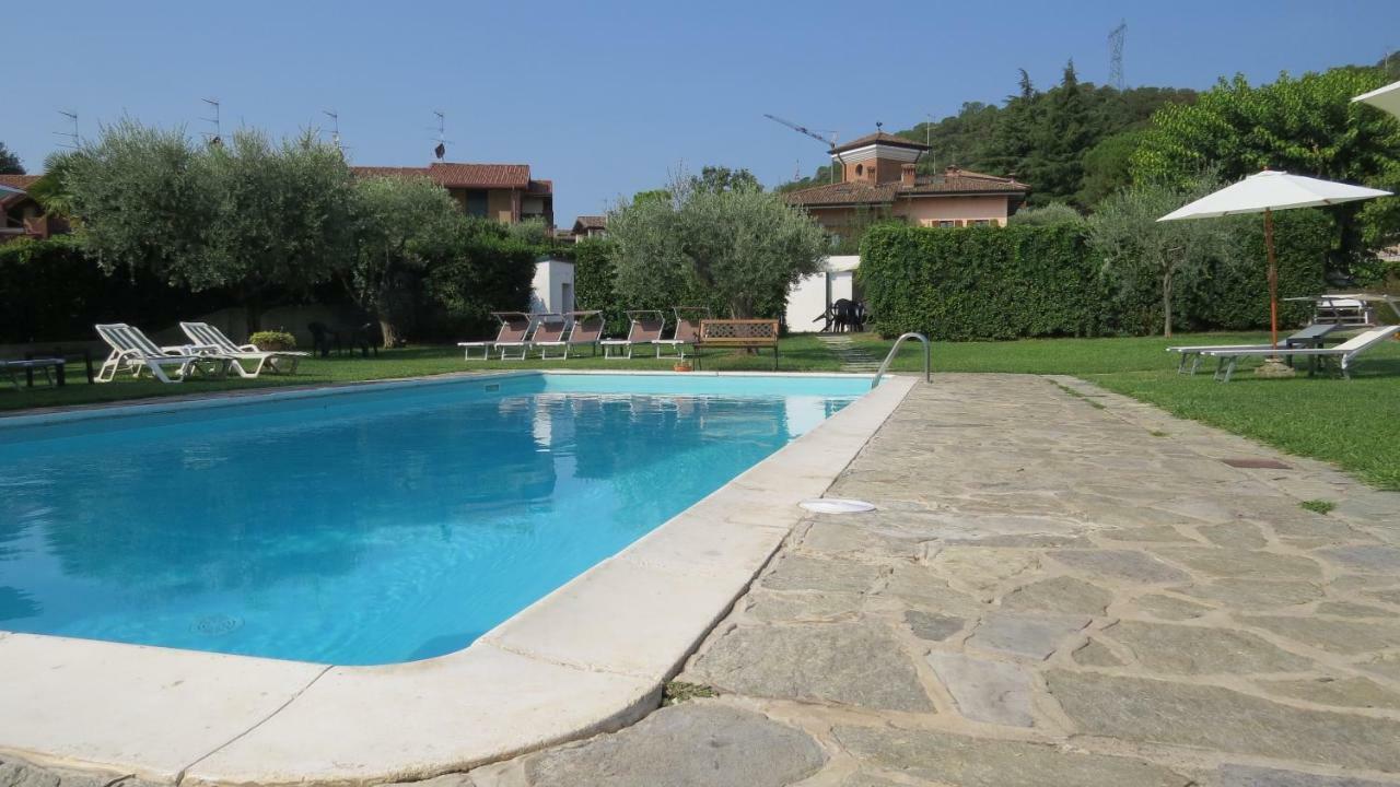 Il Gelso Di Barcuzzi Bed and Breakfast Lonato Eksteriør billede